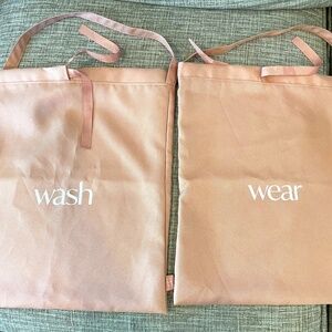 hanky panky wash & wear travel bags set of 2 New Without Tags Dusty Rose